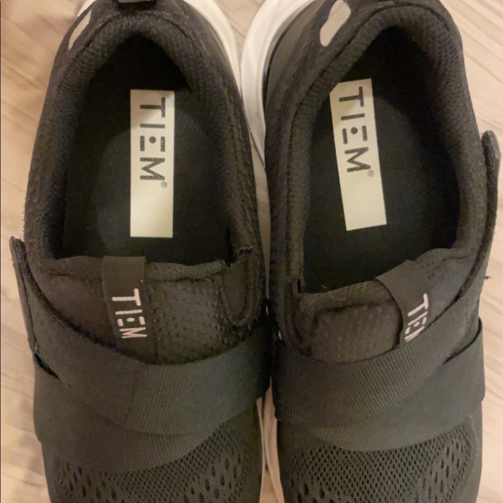 TIEM BIKE SHOES size 7